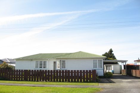 Photo of property in 23 Bentham Street, Westport, 7825