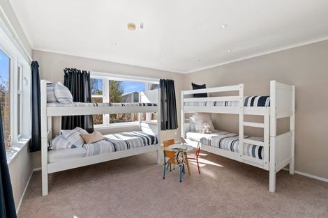 Photo of property in 52 Te Moana Road, Waikanae Beach, Waikanae, 5036