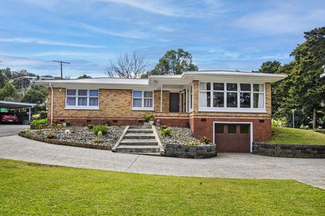 Photo of property in 2 Memorial Drive, Parahaki, Whangarei, 0112