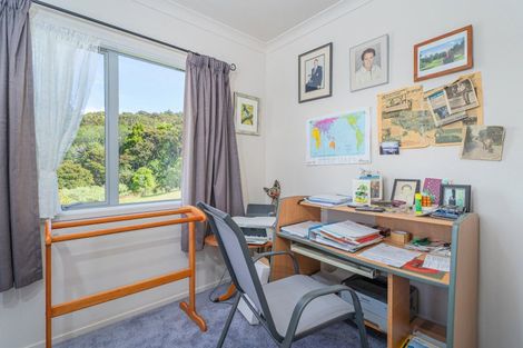 Photo of property in 16 Ohuka Place, Whitianga, 3510