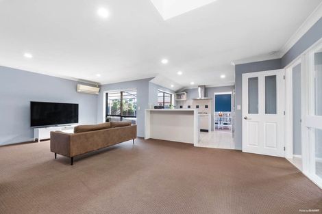 Photo of property in 36 Turnberry Drive, Wattle Downs, Auckland, 2103