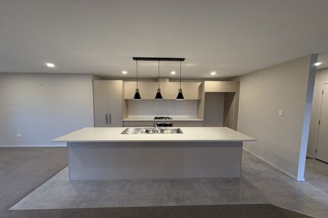 Photo of property in 5 Totarahoe Lane, Whalers Gate, New Plymouth, 4310