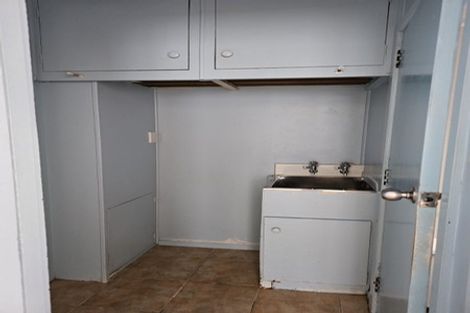 Photo of property in 55 Carrington Street, Lower Vogeltown, New Plymouth, 4310