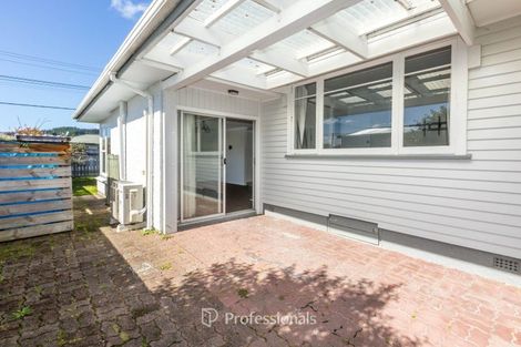 Photo of property in 21 Totara Park Road, Clouston Park, Upper Hutt, 5018
