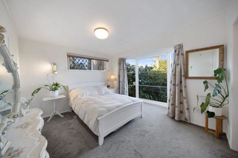 Photo of property in 23 Pohutukawa Avenue, Shelly Park, Auckland, 2014