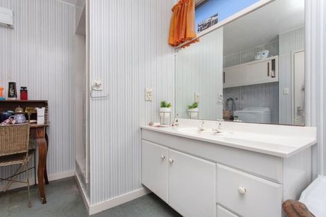 Photo of property in 361 Marine Parade, New Brighton, Christchurch, 8061