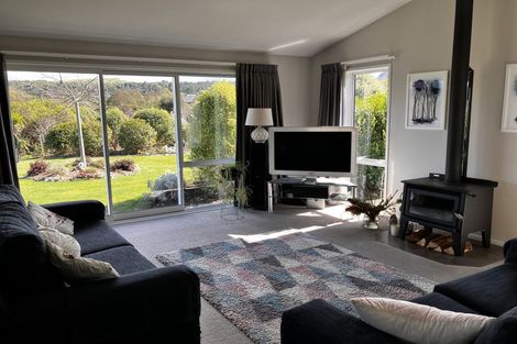 Photo of property in 26 Lacebark Drive, Kinloch, Taupo, 3377