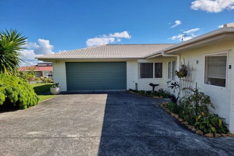 Photo of property in 8 Noone Close, Onerahi, Whangarei, 0110