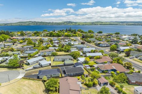 Photo of property in 4b Reid Grove, Richmond Heights, Taupo, 3330