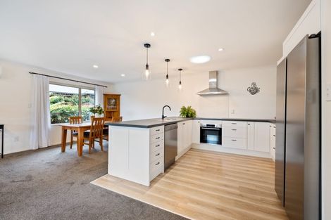 Photo of property in 11 Bernadette Street, Aidanfield, Christchurch, 8025