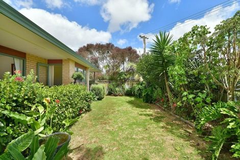 Photo of property in 1/214 Parkhurst Road, Parakai, 0830