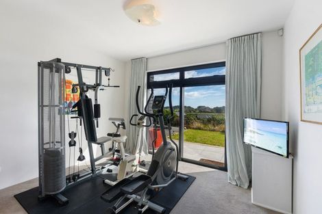Photo of property in 80 Harakeke Road, Te Horo, Otaki, 5581