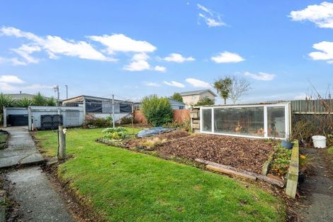 Photo of property in 8 Mackenzie Street, Winton, 9720