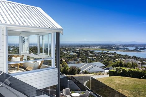 Photo of property in 27 Assisi Street, Mount Pleasant, Christchurch, 8081