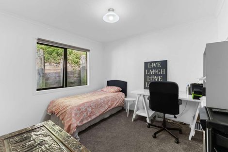 Photo of property in 7 Waterloo Place, Westown, New Plymouth, 4310