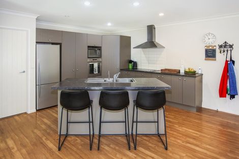 Photo of property in 275h Paparimu Road, Hunua, Papakura, 2583