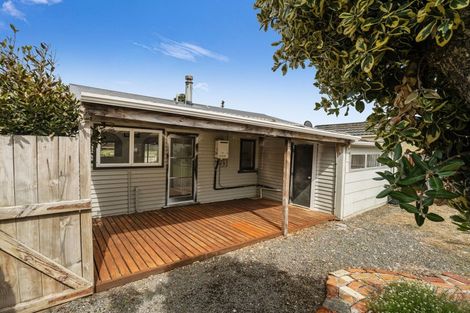 Photo of property in 5 Seafront Road, Castlecliff, Whanganui, 4501