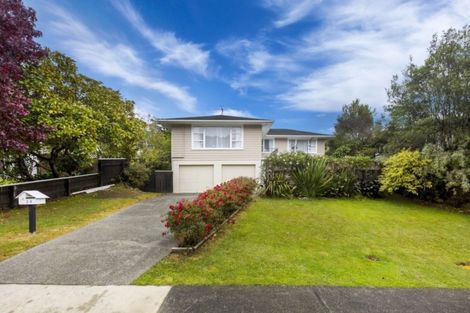 Photo of property in 26 Fendalton Crescent, Pinehaven, Upper Hutt, 5019