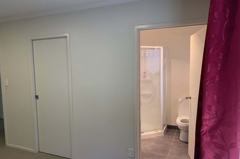 Photo of property in 10 Nimstedt Avenue, Oteha, Auckland, 0632