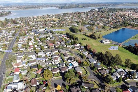 Photo of property in 50 Hobart Crescent, Wattle Downs, Auckland, 2103