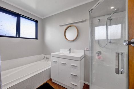 Photo of property in 7 Green Lane, Hawera, 4610