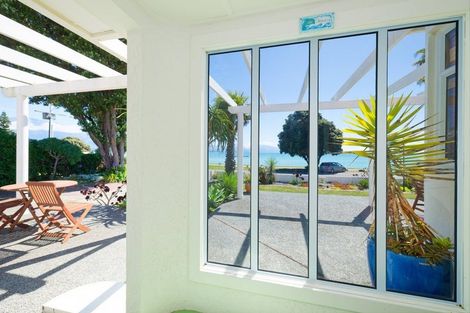 Photo of property in 218 Esplanade, Kaikoura, 7300