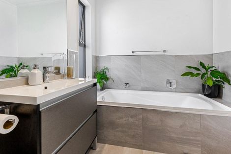 Photo of property in 24 Flounder Road, Hobsonville, Auckland, 0616