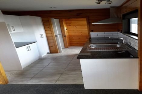 Photo of property in 1/70 Carnoustie Drive, Wattle Downs, Auckland, 2103