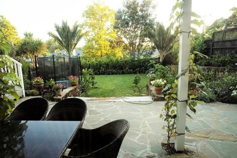 Photo of property in 38 Church Street, Devonport, Auckland, 0624