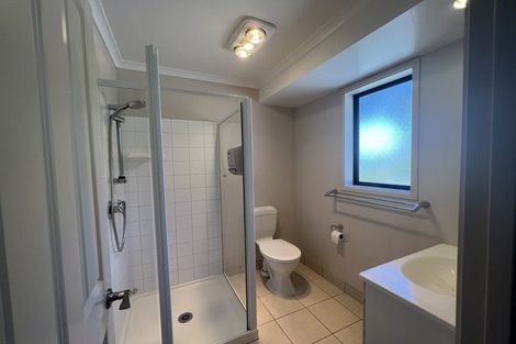 Photo of property in 68 Attwood Road, Paremoremo, Auckland, 0632