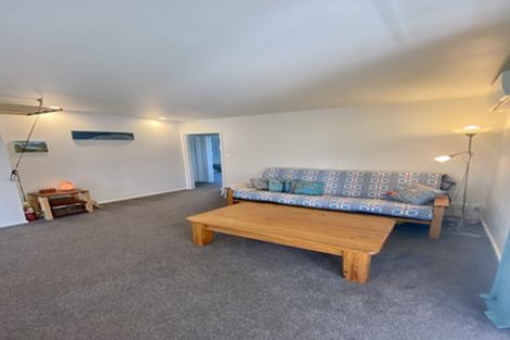 Photo of property in 15 Harewood Road, Oxford, 7430