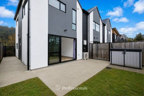 Photo of property in 10 Raeble Walkington Lane, Wallaceville, Upper Hutt, 5018
