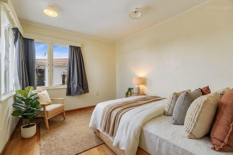 Photo of property in 15 Sheridan Street, Silverdale, Hamilton, 3216