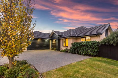 Photo of property in 21 Bernice Crescent, Yaldhurst, Christchurch, 8042