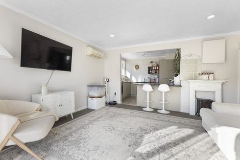 Photo of property in 489 Kaikorai Valley Road, Bradford, Dunedin, 9011