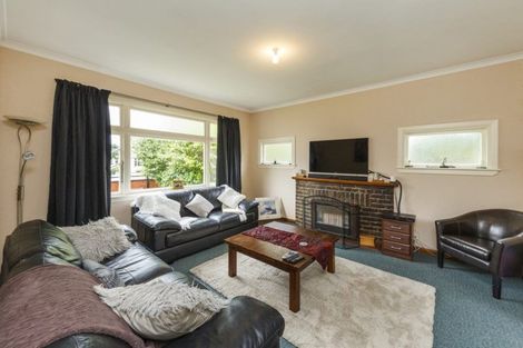 Photo of property in 27 Hardie Street, Hokowhitu, Palmerston North, 4410
