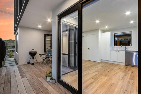 Photo of property in 164a Marine Parade, New Brighton, Christchurch, 8083