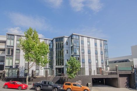 Photo of property in 239a Beach Haven Road, Birkdale, Auckland, 0626