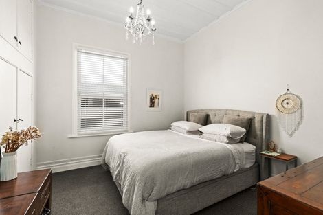 Photo of property in 92 Auckland Road, Greenmeadows, Napier, 4112