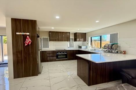 Photo of property in 128d Kimpton Road, Papatoetoe, Auckland, 2025