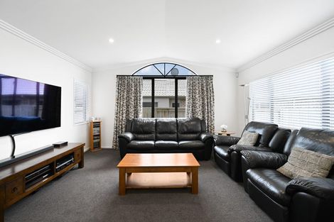 Photo of property in 4 Malbec Place, Rototuna, Hamilton, 3210