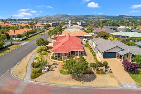 Photo of property in 116 Santa Monica Drive, Papamoa Beach, Papamoa, 3118