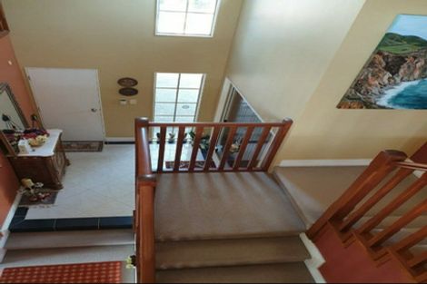 Photo of property in 701a Beach Road, Rothesay Bay, Auckland, 0630