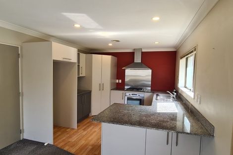 Photo of property in 24 Erlestoke Crescent, Churton Park, Wellington, 6037