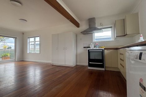 Photo of property in 250 Kennedy Road, Onekawa, Napier, 4110