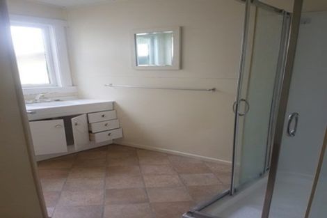 Photo of property in 146 Featherston Street, Palmerston North, 4410