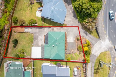 Photo of property in 454 Don Buck Road, Massey, Auckland, 0614