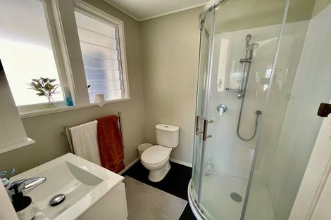 Photo of property in 16 Kawerau Avenue, Devonport, Auckland, 0624
