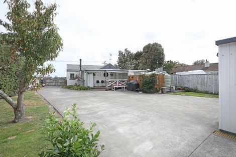Photo of property in 26 Kuku Street, Tangimoana, 4822