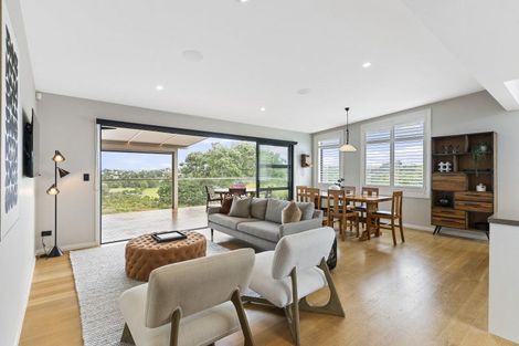 Photo of property in 99 Exmouth Road, Northcote, Auckland, 0627